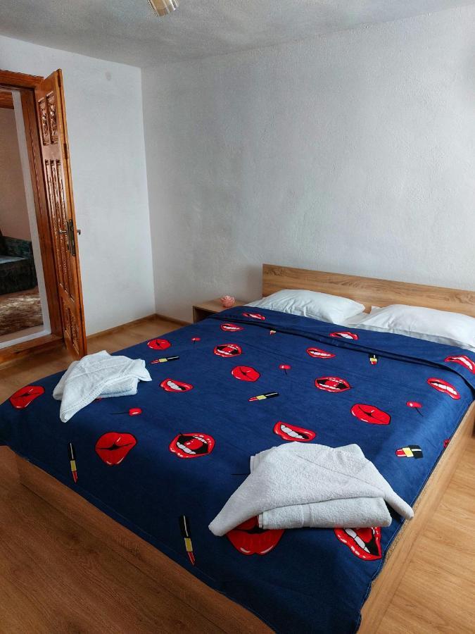Casa De Vacanta Danube Moldova Noua 外观 照片